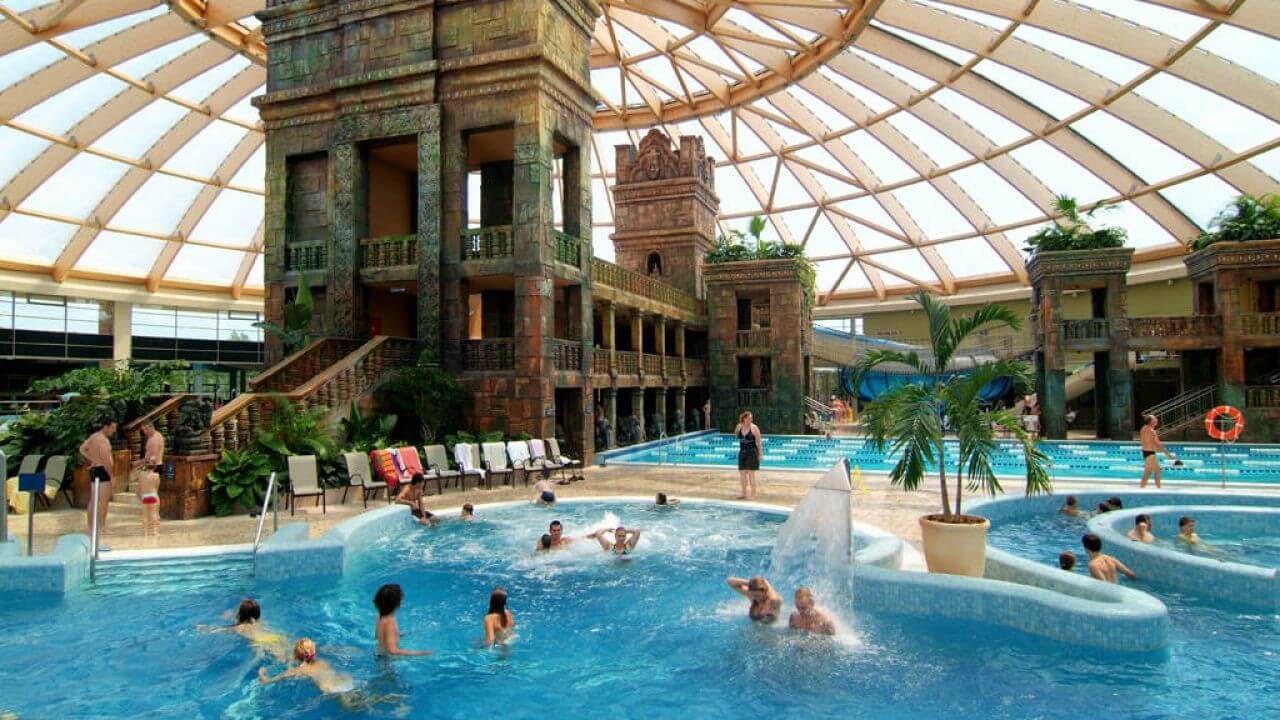 aquapark Cegl&eacute;d